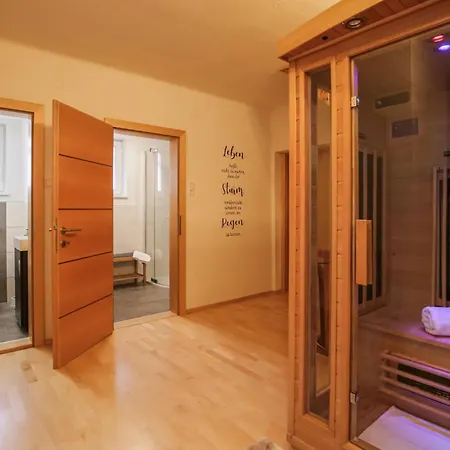 Grosses In Oberwoelz * Hinteregg