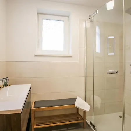 Grosses In Oberwoelz *