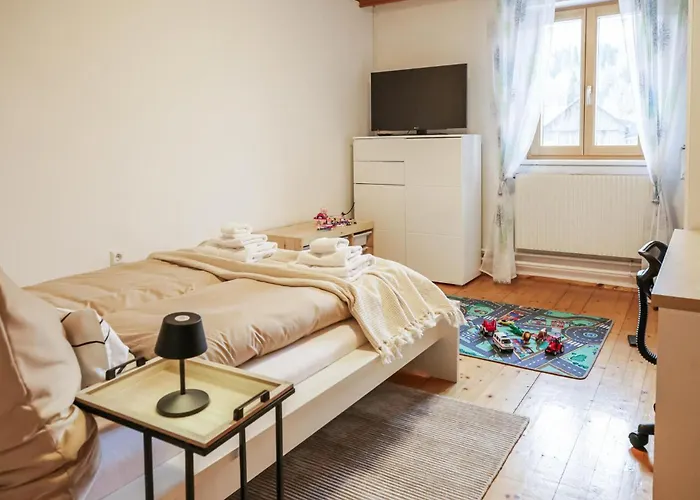 Grosses In Oberwoelz