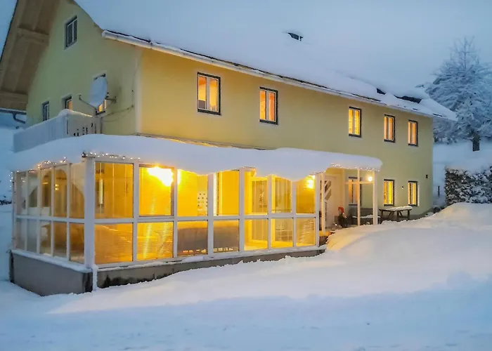 Grosses In Oberwoelz * Oberholz